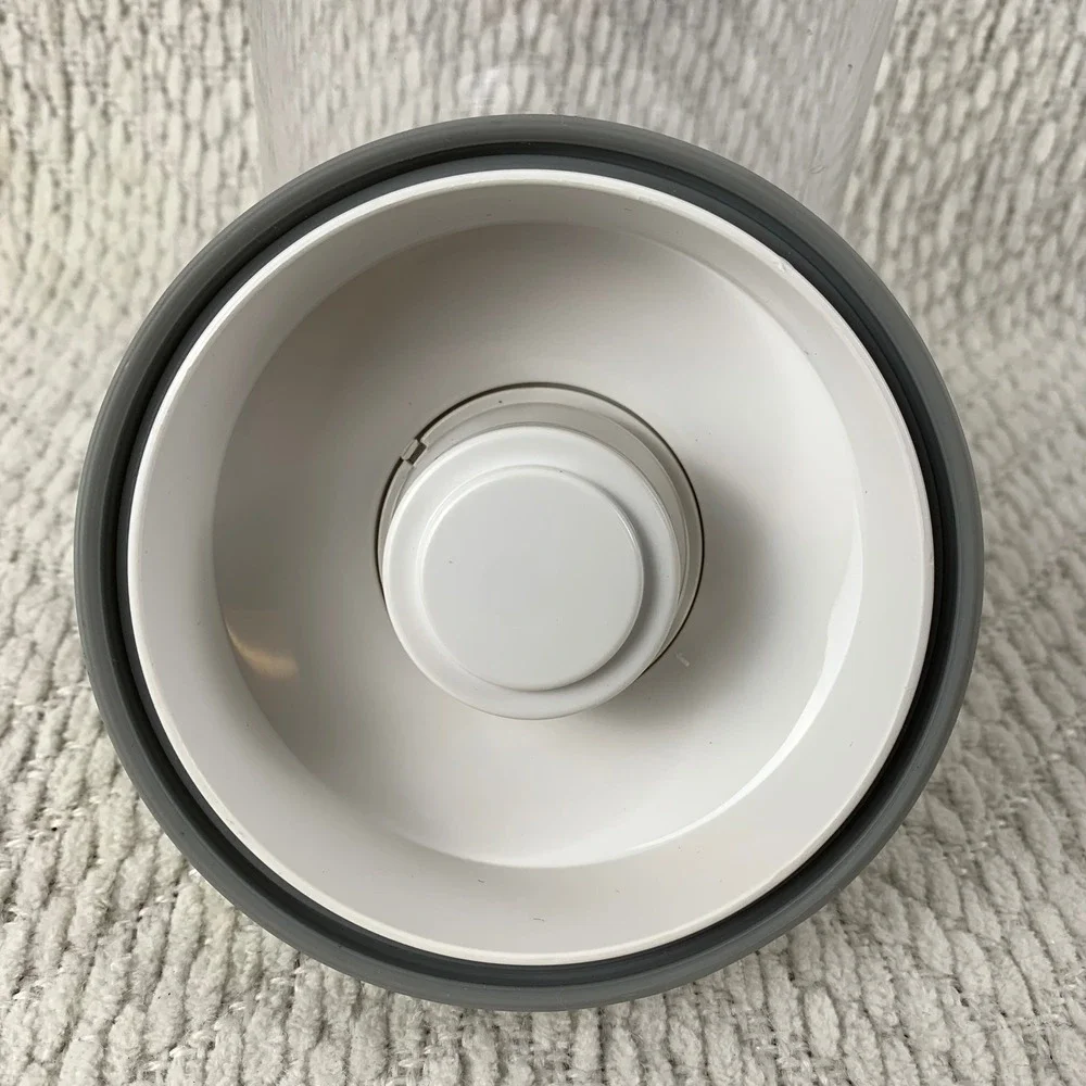 Snail Food Saver kitchen vacuum